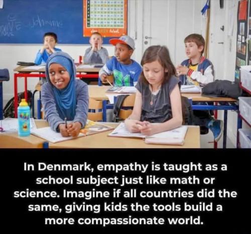 492921010_720155104234018_6429011970816102357_n