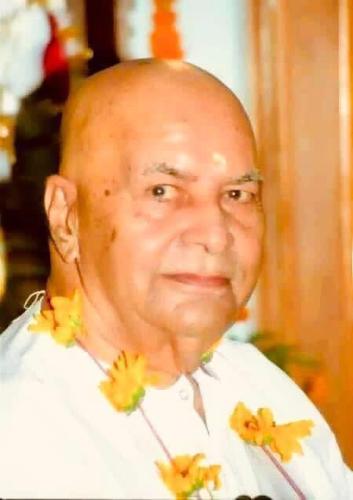 ,                GAkHyqHWIAACt_p