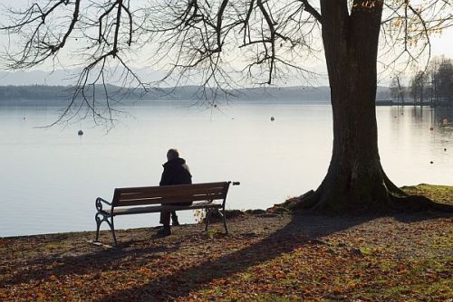 mp-2025poetsloneliness1