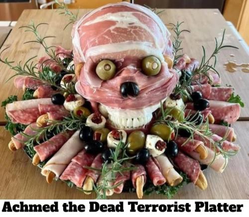 Achmed the Dead Terrorist Aloha Snackbar Platter.768px