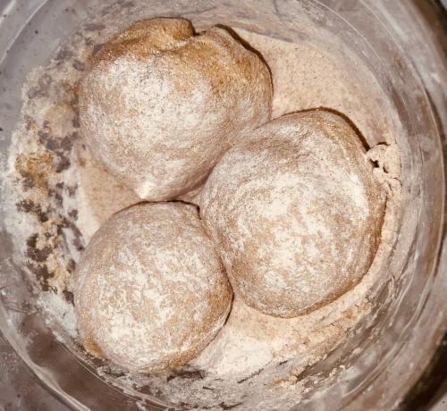 831406A7-14CA-42F0-BF74-8D6B811E27C7