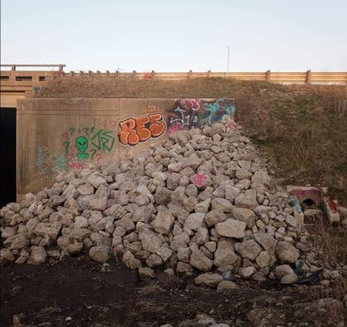 Screenshot_20250820_161036_Photos~2