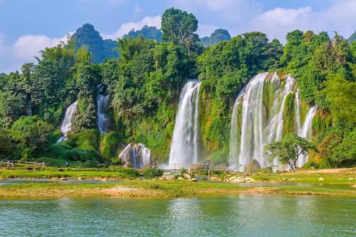 waterfall-photo-7539757_1280