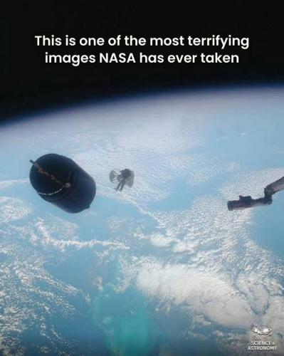 8b700ff1-c492-4987-b8c5-382356e54d98