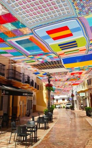 crocheting-class-giant-canpy-shade-alhaurin-de-la-torre-malaga-spain-1