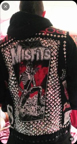 Screenshot_20250904_173111_Photos~2