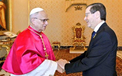 G0BmkvxaIAA25e9