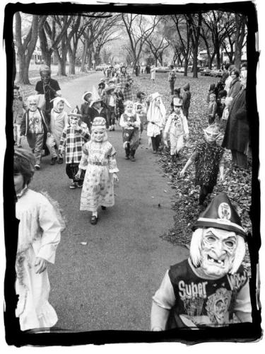 creepy old costumes 48