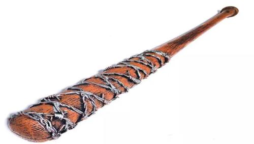 Baseball-Bat-With-Barbed-Wire-1