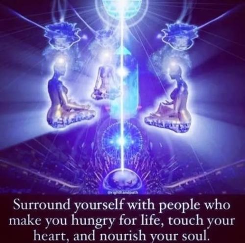 ,       ,        423193798_7468111