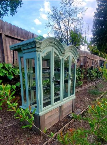 571017573_724618960649013_2914758374917915268_n