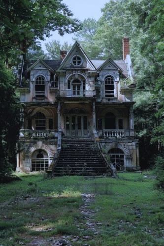 creepy places 24