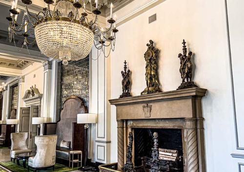 EMILY MORGAN HOTEL, SAN ANTONIO, TEXAS 3