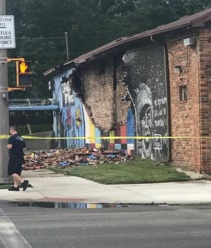 17e99dd8-63fb-4f06-9968-00fdeabfdec5