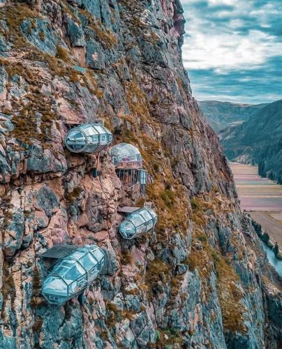 560439056_1358267125952073_6089796710235129540_n