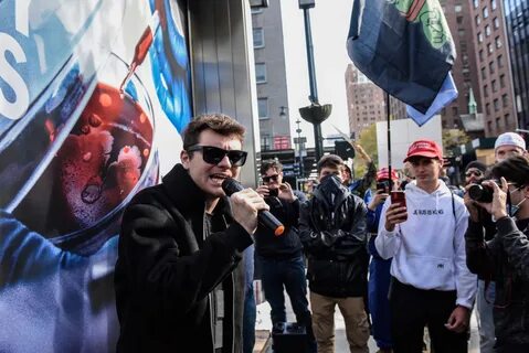 i - 2025-10-22T093120.020