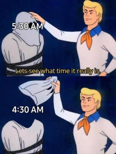 daylight-savings-time-memes-26-20241104-600x795