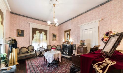 Peel Mansion, Bentonville AK 6