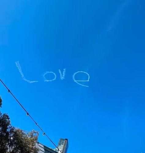 e1714aec-57b1-4e9e-834c-e6ccc9e37f39