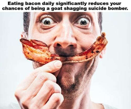 Eating bacon.768px