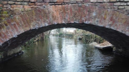 dji_fly_20251130_150046_690_1764512299743_photo_optimized