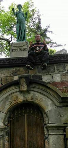 Screenshot_20251228_201940_Photos