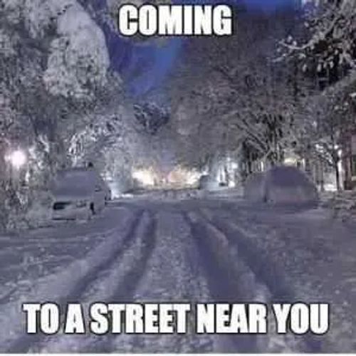 funny-coming-street