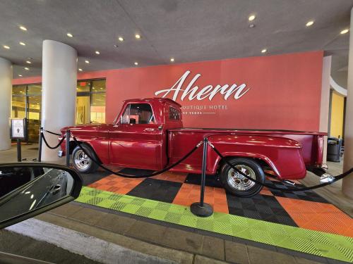 36216c33-2aca-432e-963c-9cab1b0e28c8