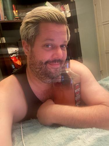 76C6E579-835E-447E-9488-A617FD9E3F6F