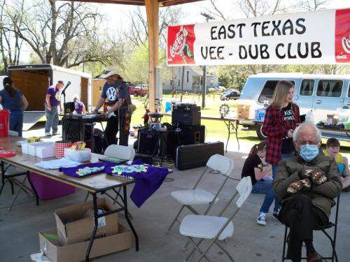 12:43:36 GMT-0600 (CST)