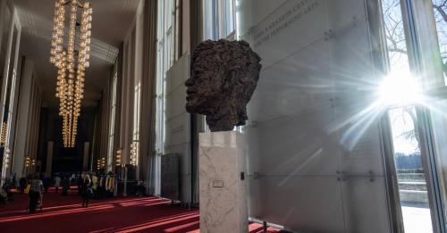 14kennedy-center-scene-1-zmgw-facebookJumbo[2]