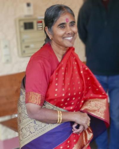 ,       ,        423193798_7468111