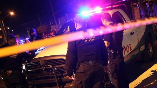 35b3d4b8-mexican-police-new-new[2]