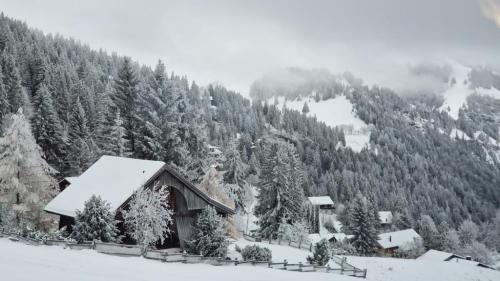 482218685_615345648010862_4535973483966125738_n