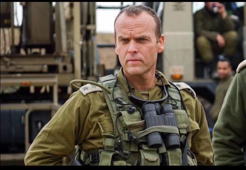 F7507B93-BE4F-4ABE-89C1-B01101F0EAD6