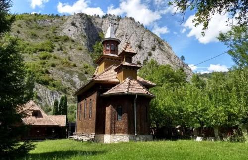 643876989_1782293486440413_468621427607253703_n