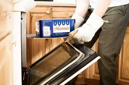 3C086ECD-E8DA-4C01-9703-FF506CA8CF87