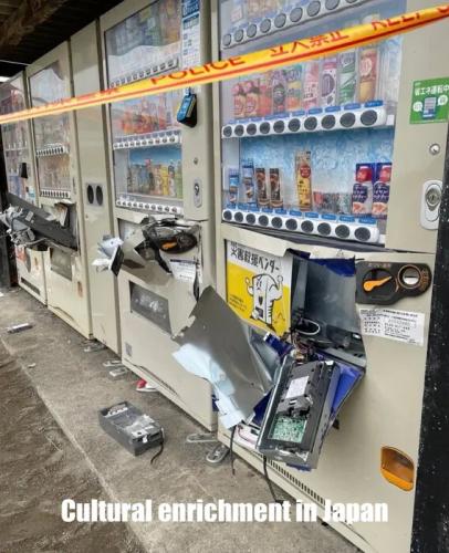 16c4953809c5f48dd7f5548ea56e3129