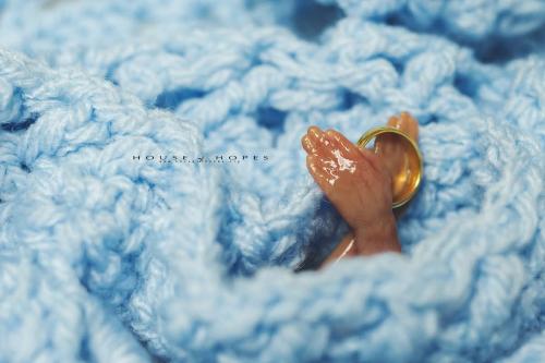 That's human being,  a child, a baby... on miscarriage 😪 not clump of cell.