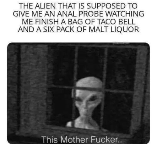 alien-supposed-to-give-anal-probe