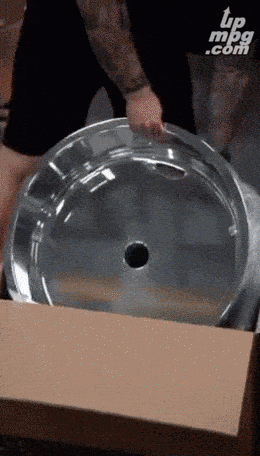 _GIF-24