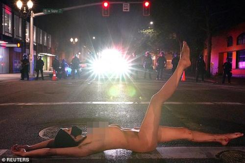Naked libturd wide open legs