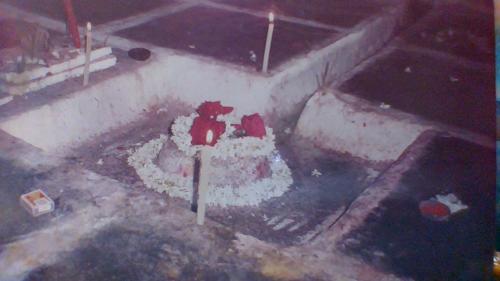 ,                            .    0        a Christ Cave