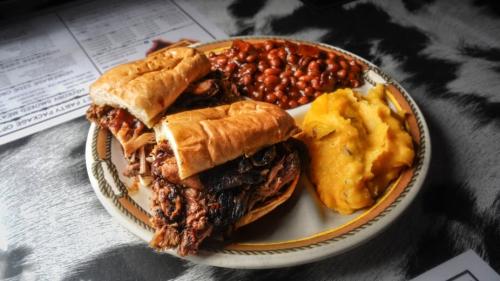 Mike Anderson's BBQ House3