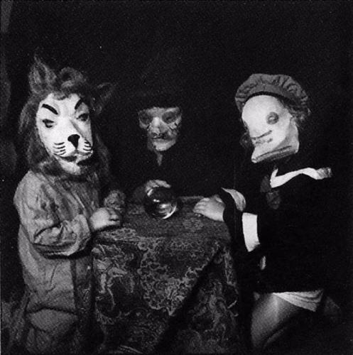 creepy old costumes 80