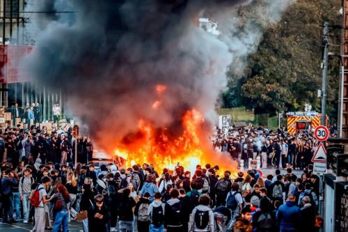 France-student-riots-protest-10.03.26-AP-1080x720