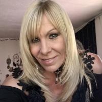 Jill Hurst