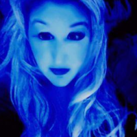 Gwen Moon