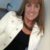 Elizabeth A Hamel