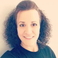 Marci Tucholski